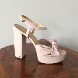Michael Kors New Platforms size 8.5